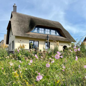 Stilvolles Reetdachhaus Coastline an der Ostsee, Kalkhorst